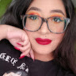 Meet your Posher, Yasmin